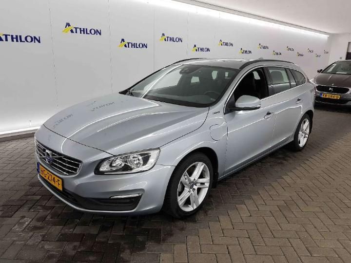 VOLVO V60 2015 yv1gwdch0g1299915