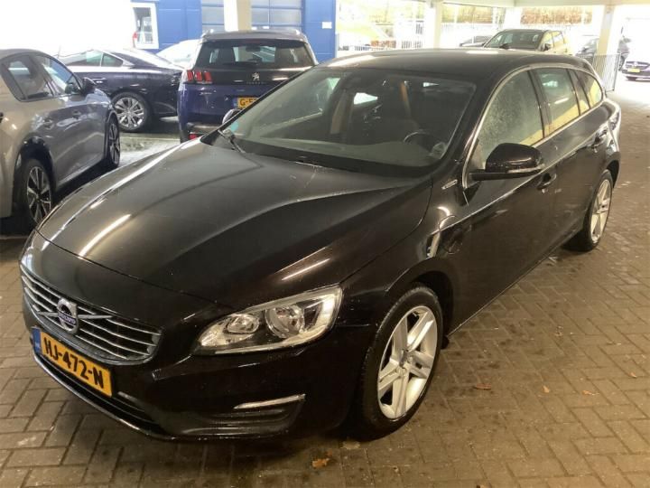 VOLVO V60 2015 yv1gwdch0g1304290