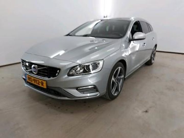 VOLVO V60 2015 yv1gwdch0g1304838