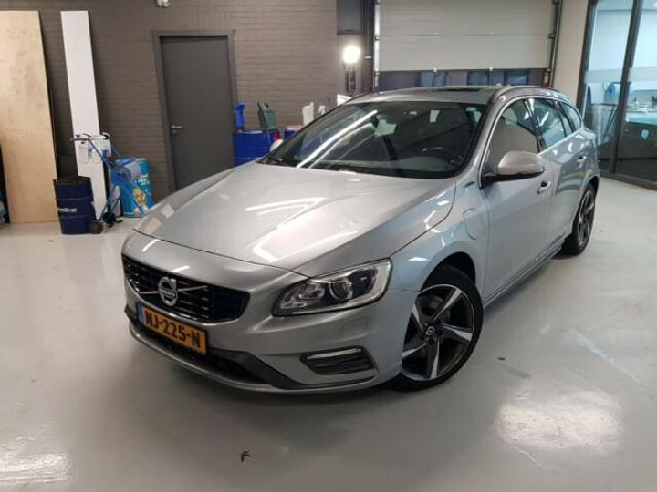 VOLVO V60 2015 yv1gwdch0g1305528