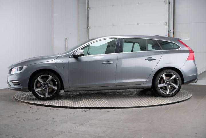 VOLVO V60 2015 yv1gwdch0g1305593