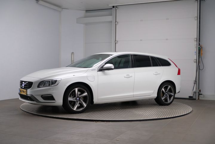 VOLVO V60 2015 yv1gwdch0g1305639