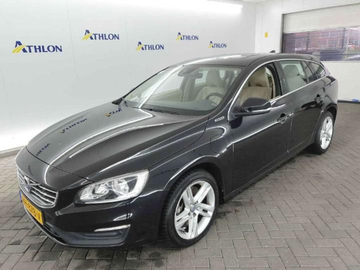 VOLVO V60 2015 yv1gwdch0g1305665