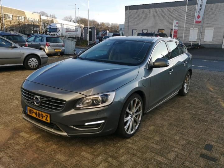 VOLVO V60 2015 yv1gwdch0g1305878