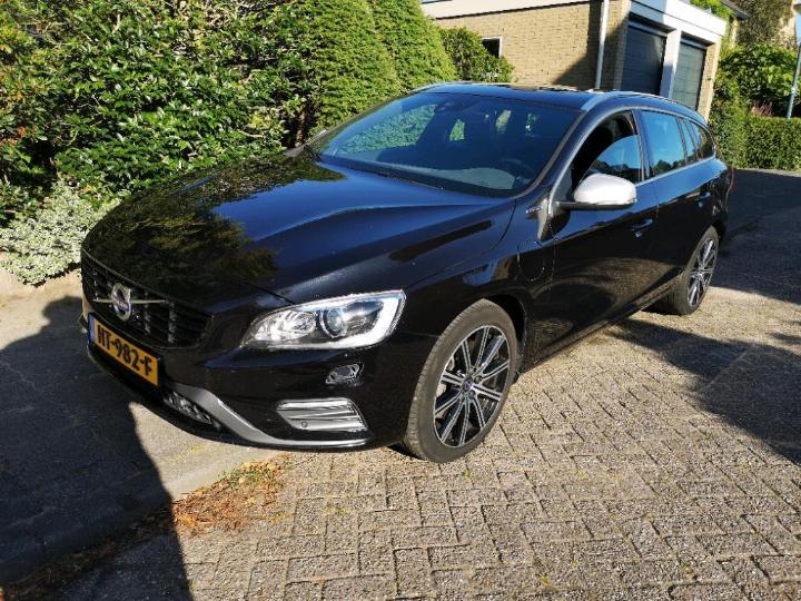 VOLVO V60 2015 yv1gwdch0g1307921