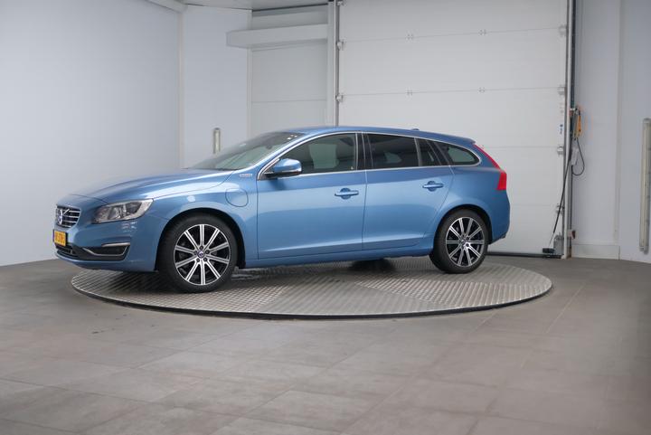 VOLVO V60 2015 yv1gwdch0g1308807