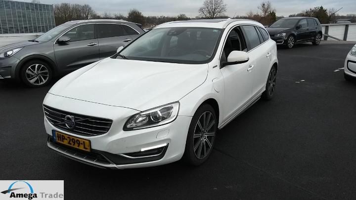 VOLVO V60 TWIN ENGINE 2015 yv1gwdch0g1308973