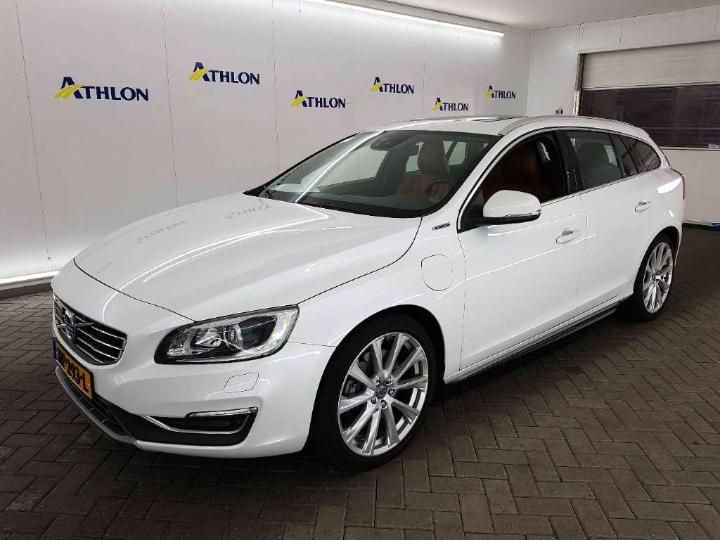 VOLVO V60 2015 yv1gwdch0g1310169