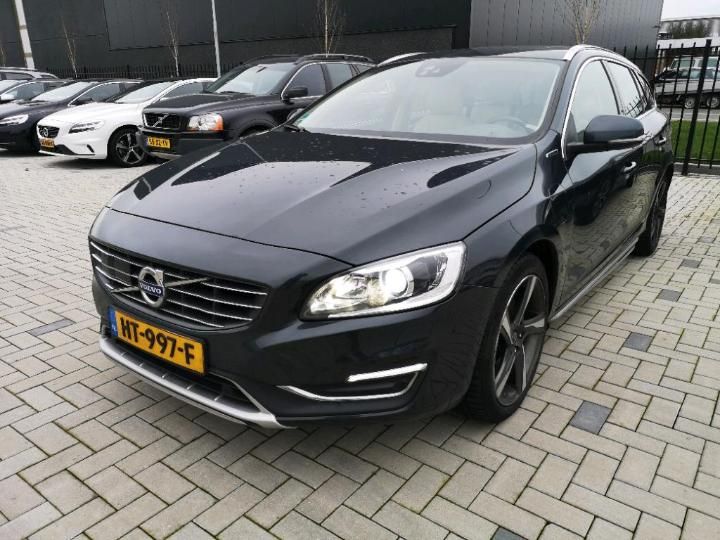 VOLVO V60 2015 yv1gwdch0g1310410