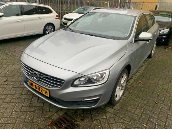 VOLVO V60 2015 yv1gwdch0g1310583