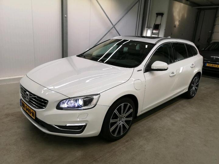 VOLVO V60 2015 yv1gwdch0g1311109