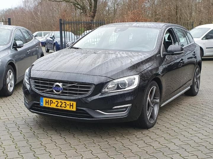 VOLVO V60 2015 yv1gwdch0g1311216