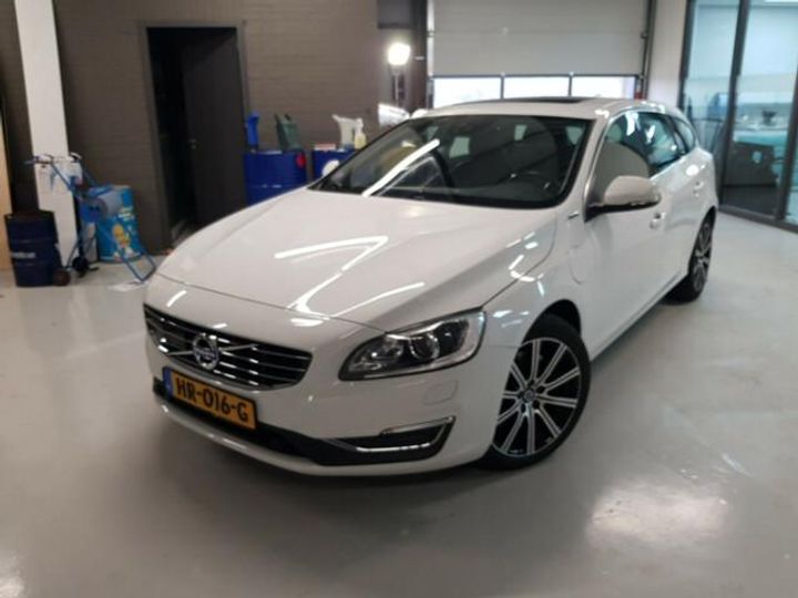 VOLVO V60 2015 yv1gwdch0g1311295