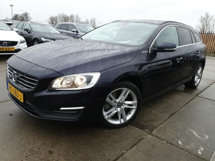 VOLVO V60 2015 yv1gwdch0g1313030