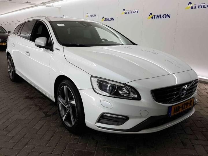 VOLVO V60 2015 yv1gwdch0g1313170