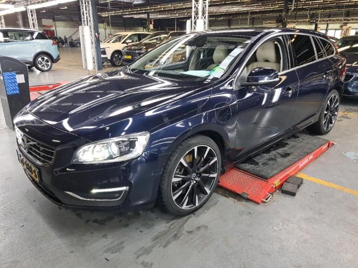 VOLVO V60 2015 yv1gwdch0g1313324