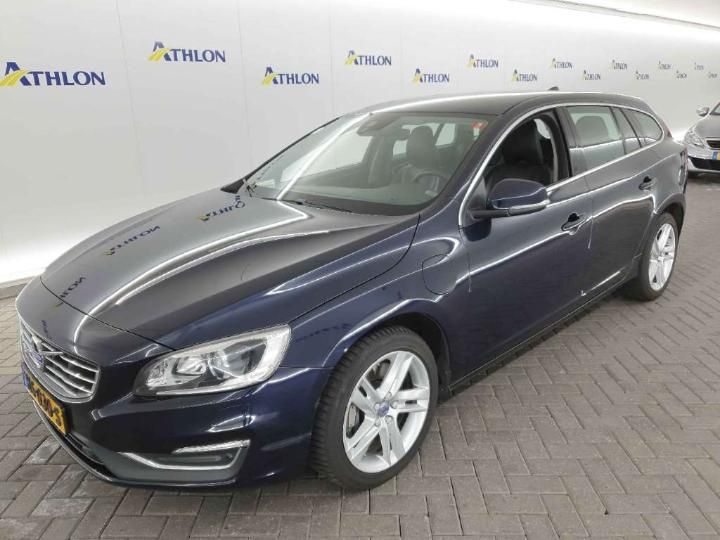 VOLVO V60 2015 yv1gwdch0g1313427