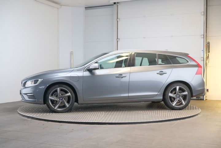 VOLVO V60 2015 yv1gwdch0g1313666