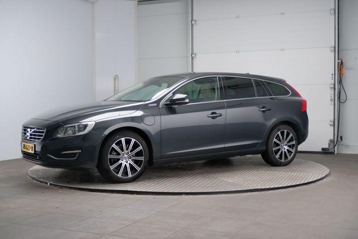 VOLVO V60 2016 yv1gwdch0g1324438