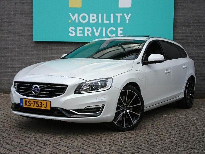 VOLVO V60 2016 yv1gwdch0h1349706