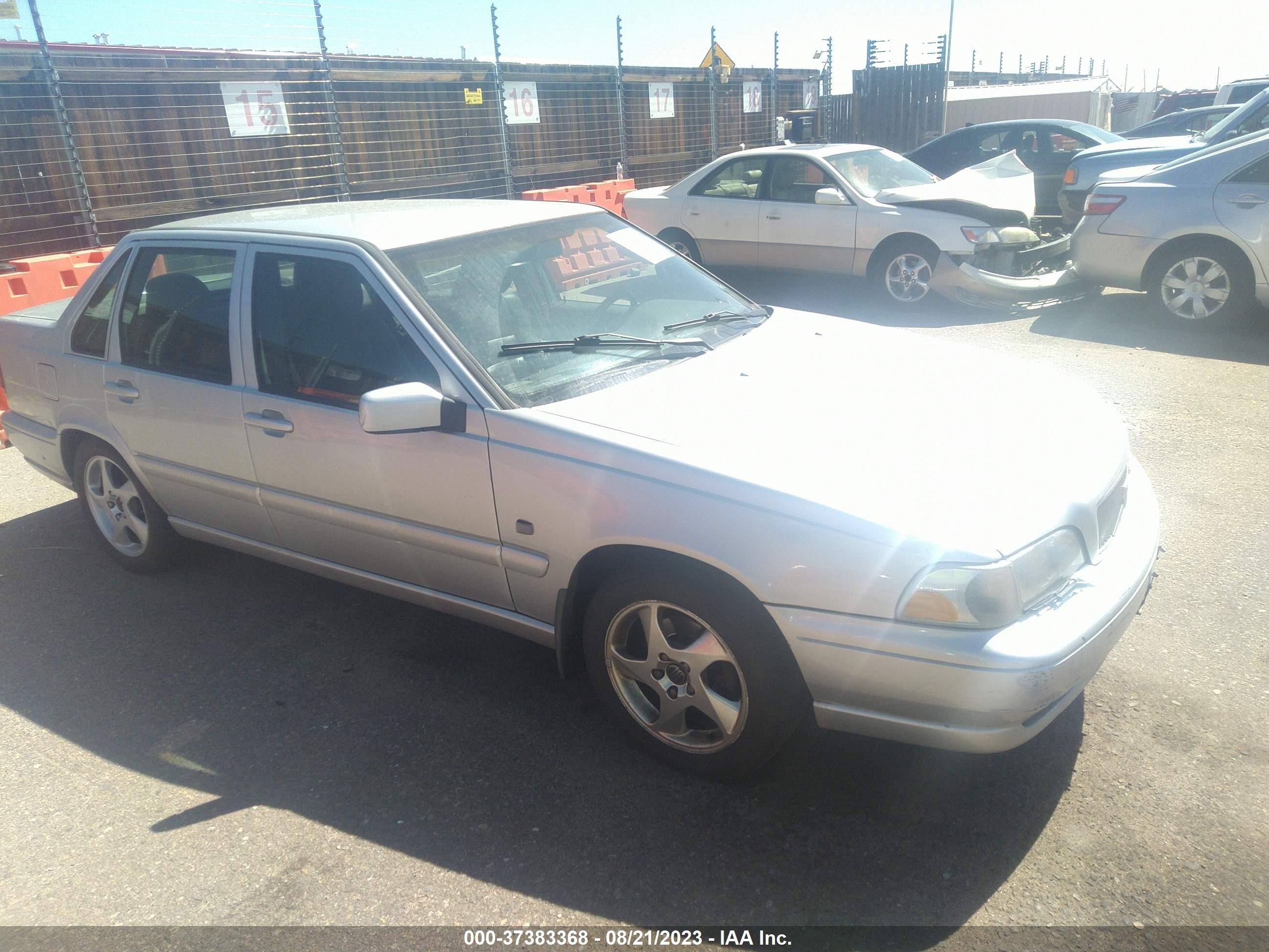 VOLVO S70 1999 yv1ls53d0x2605440