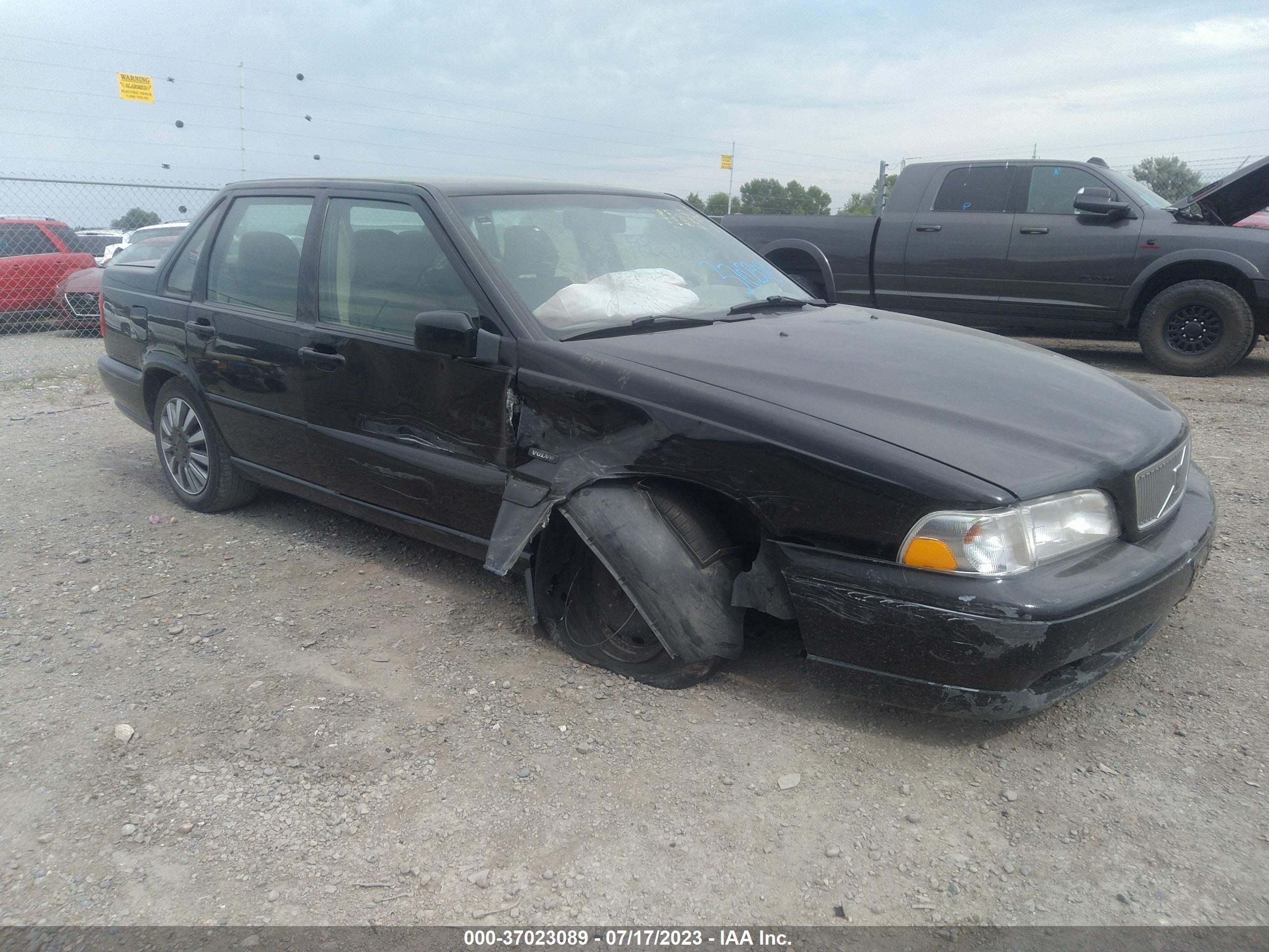 VOLVO S70 1998 yv1ls5541w1446834