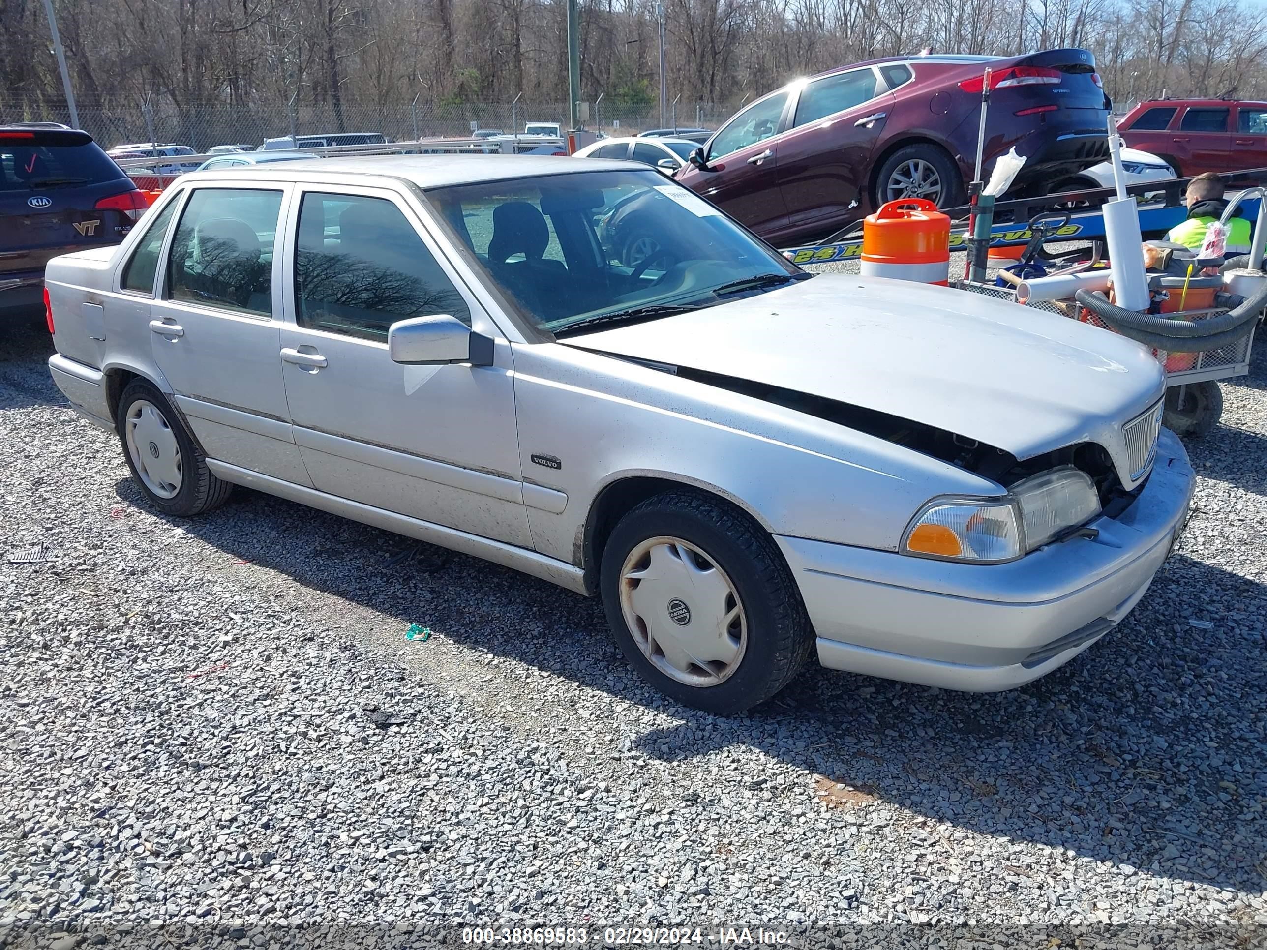 VOLVO S70 1998 yv1ls5572w1532101