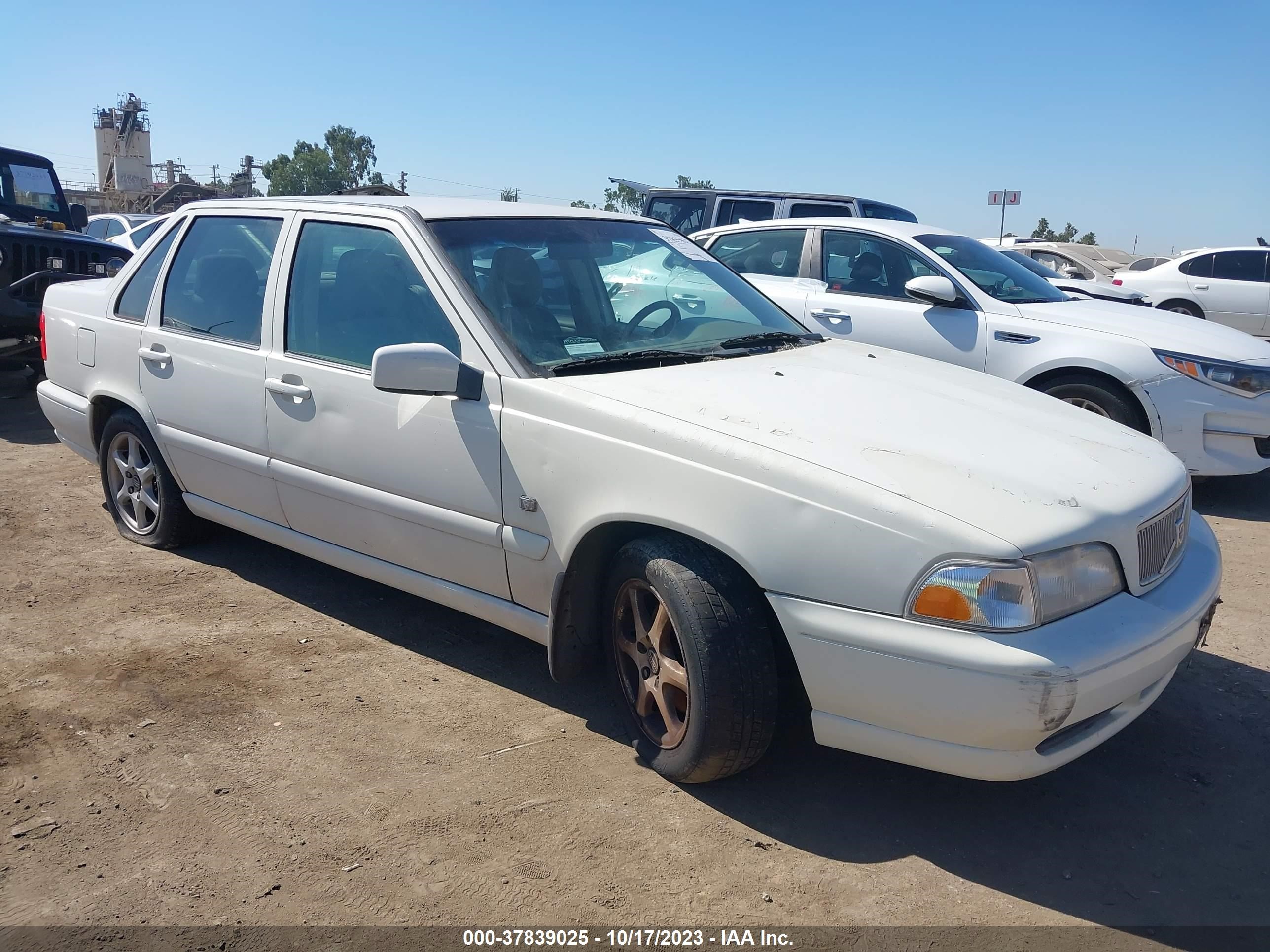 VOLVO S70 1999 yv1ls55a1x1589516