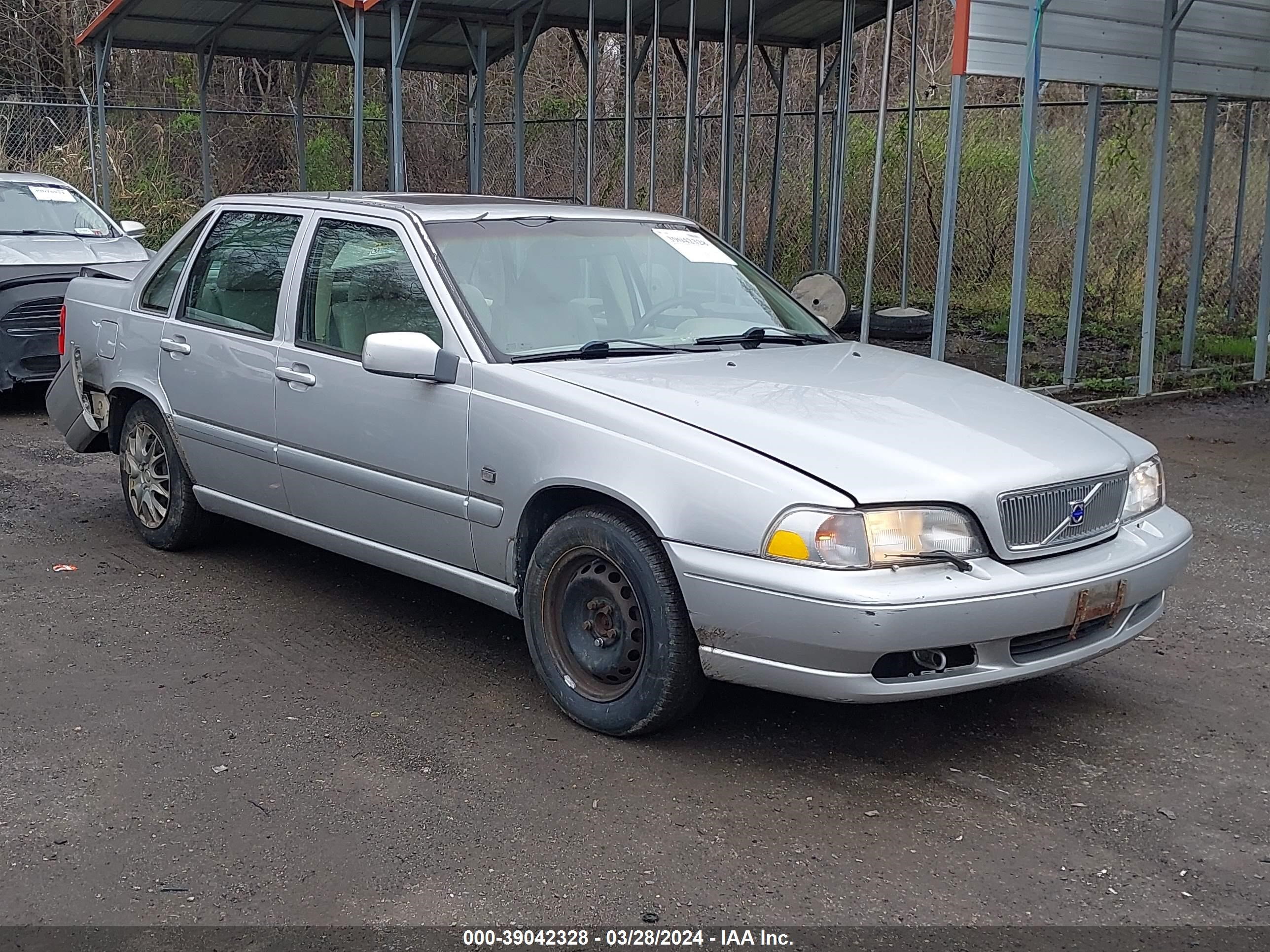 VOLVO S70 1999 yv1ls55a6x2570499