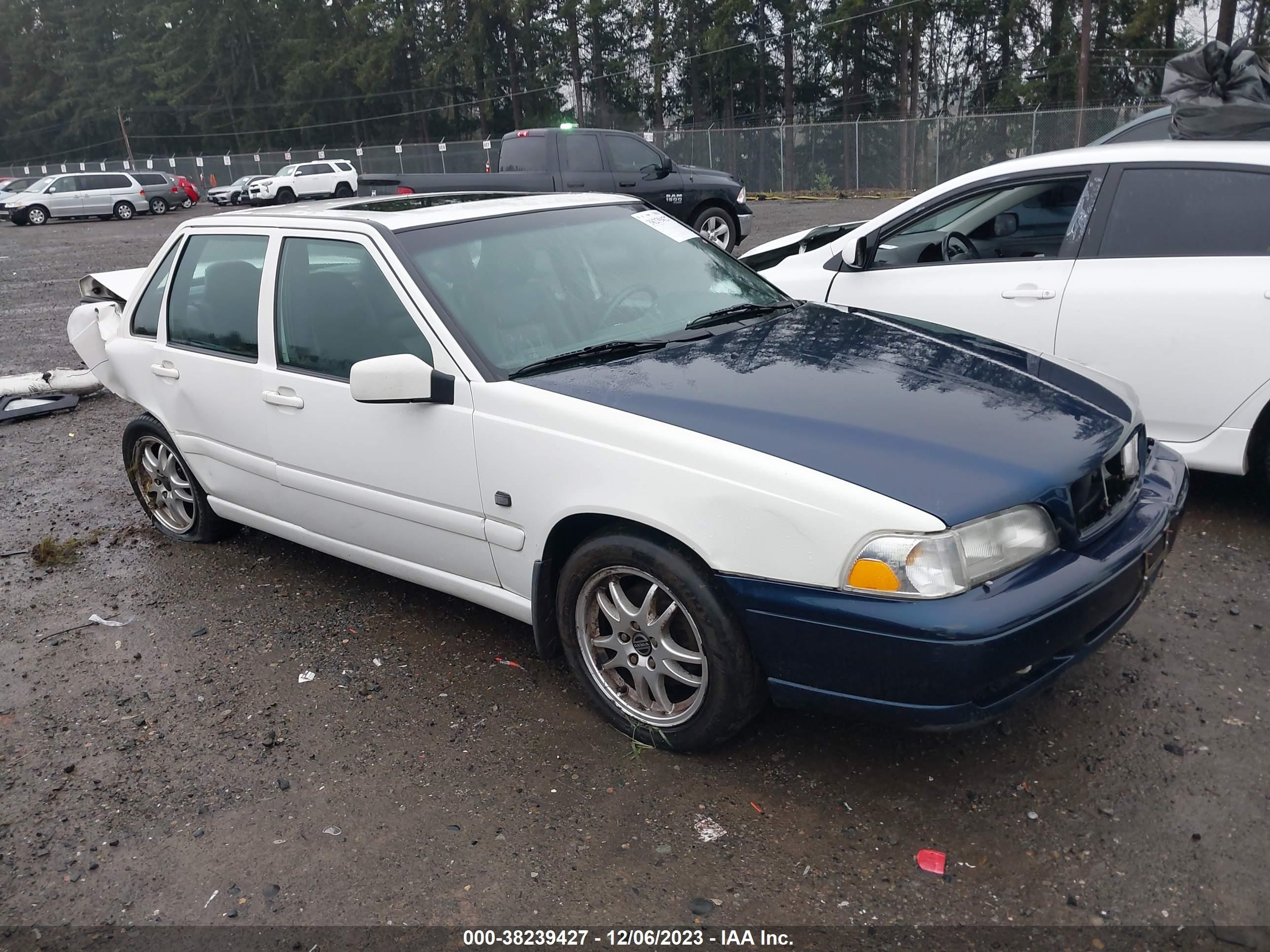 VOLVO S70 2000 yv1ls56d2y2664910