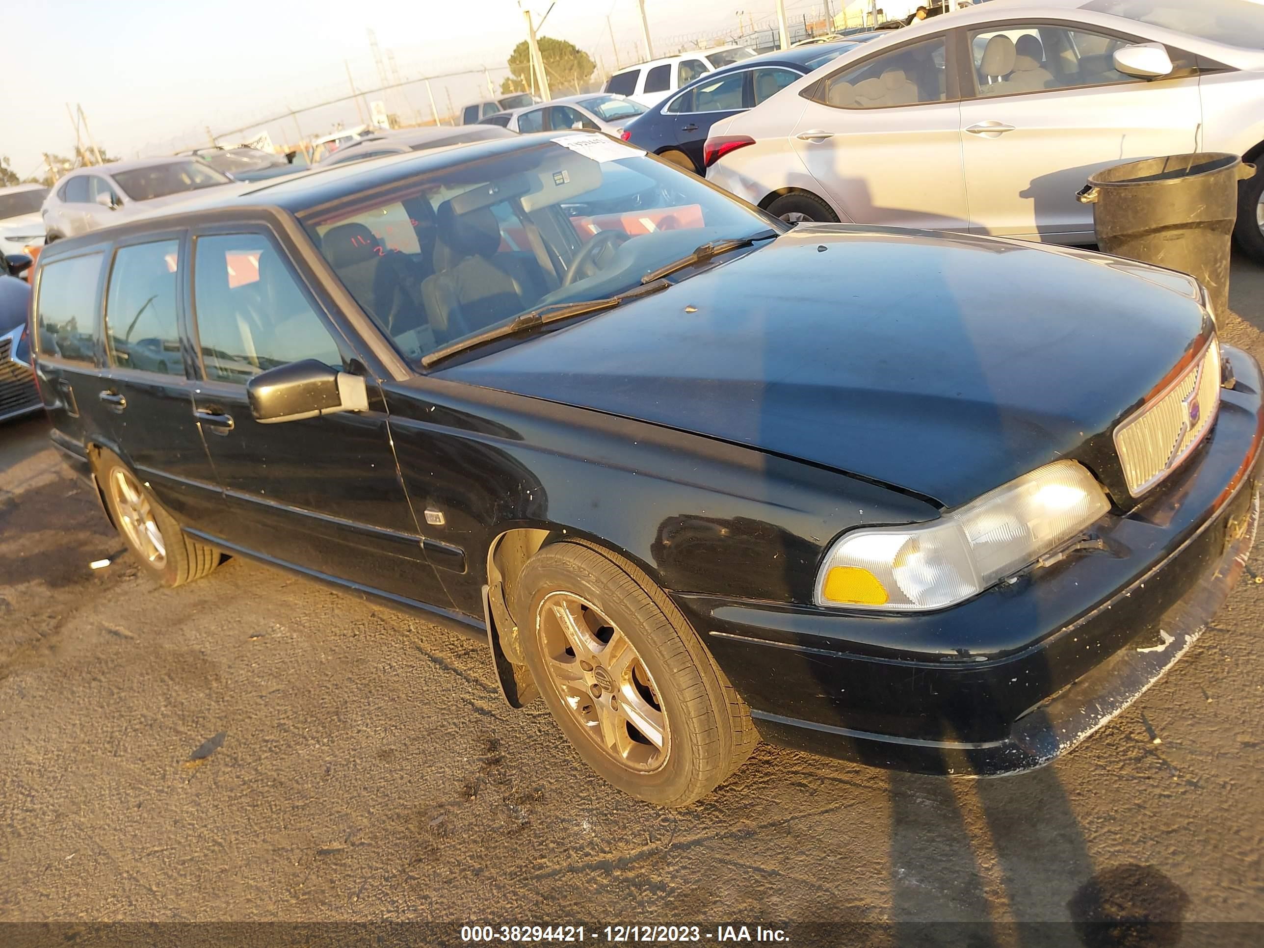 VOLVO V70 1999 yv1lv62d9x2575935