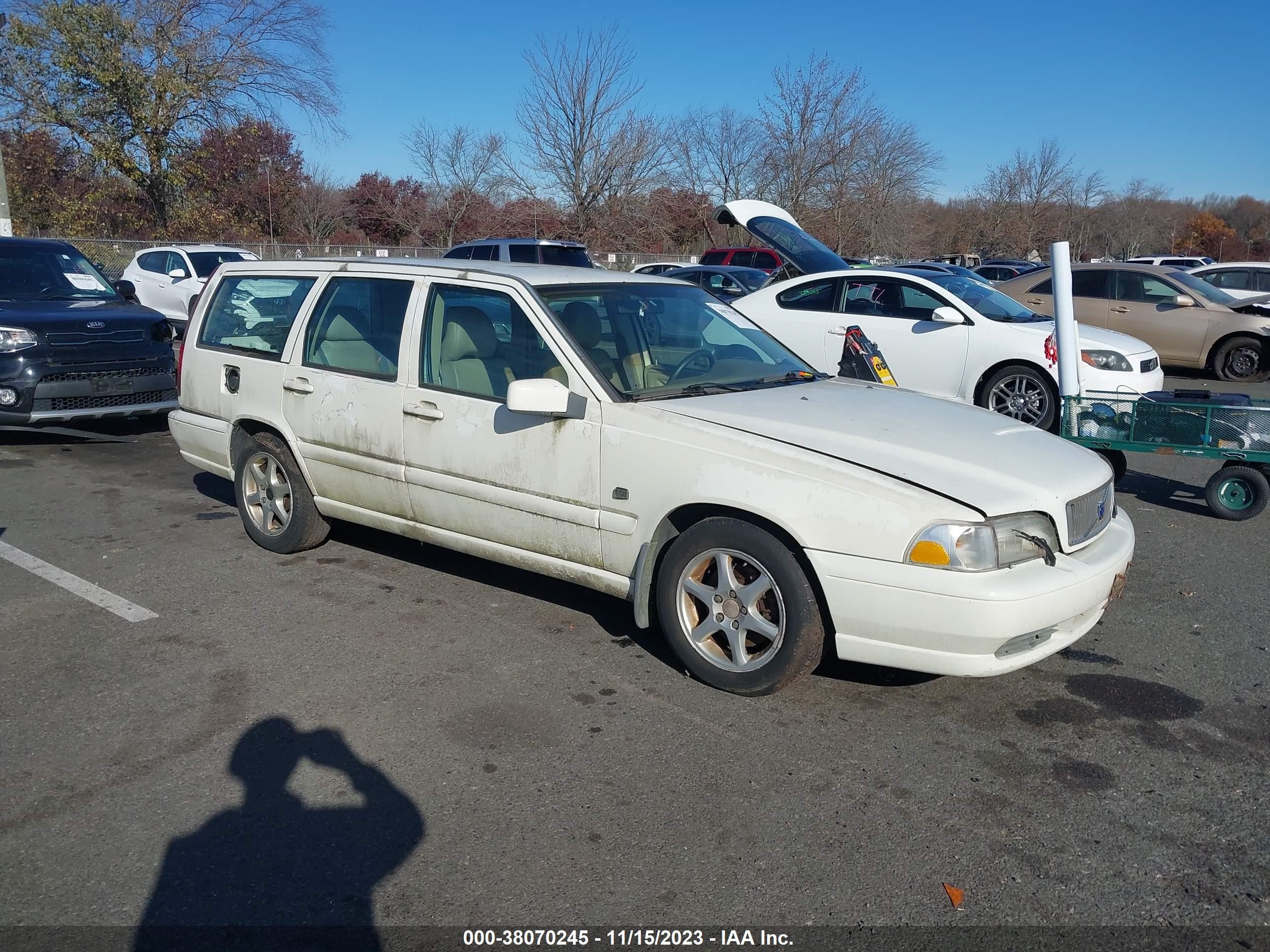 VOLVO V70 1999 yv1lw55axx2619773