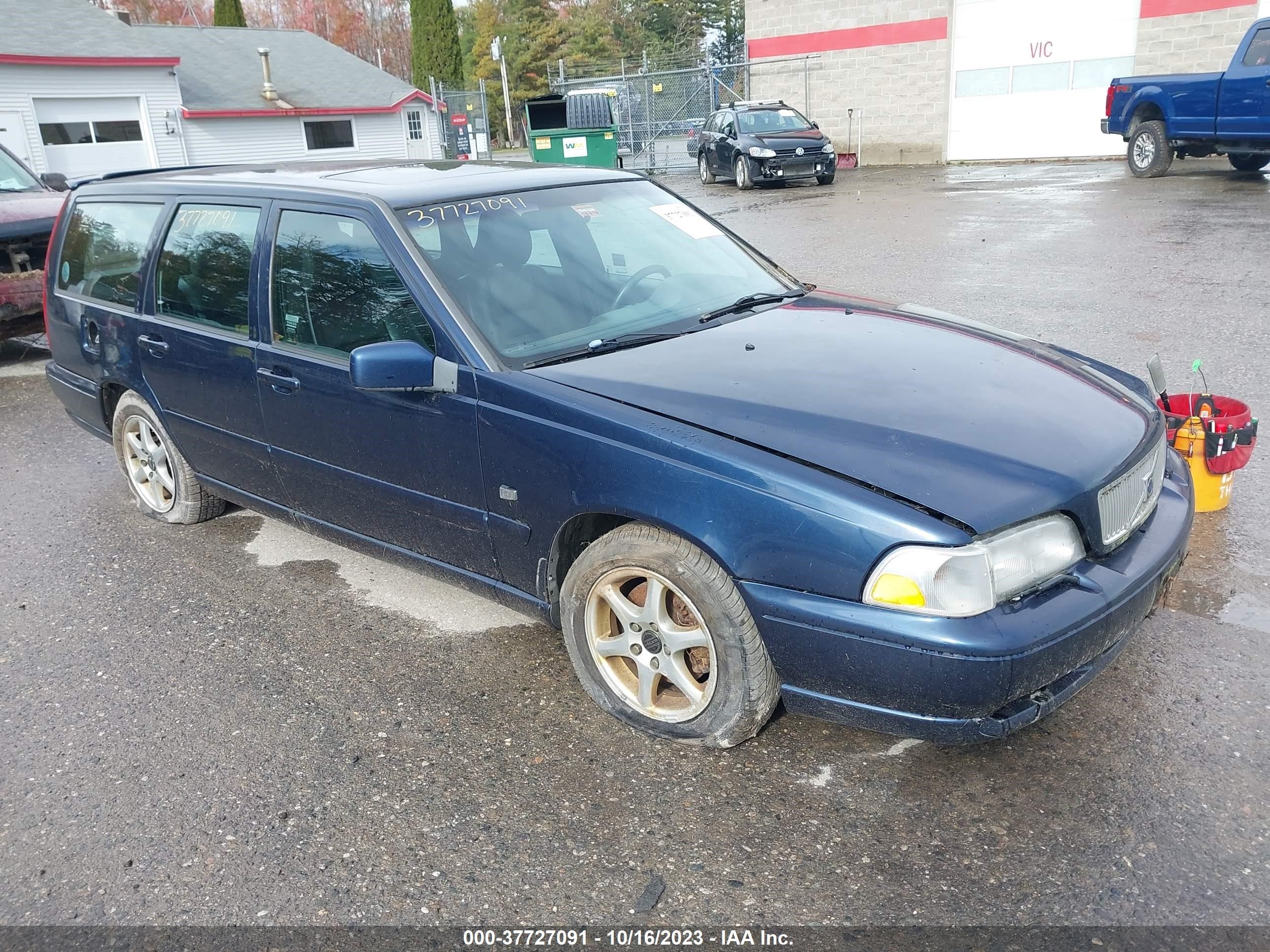 VOLVO V70 1999 yv1lw56d9x2618915