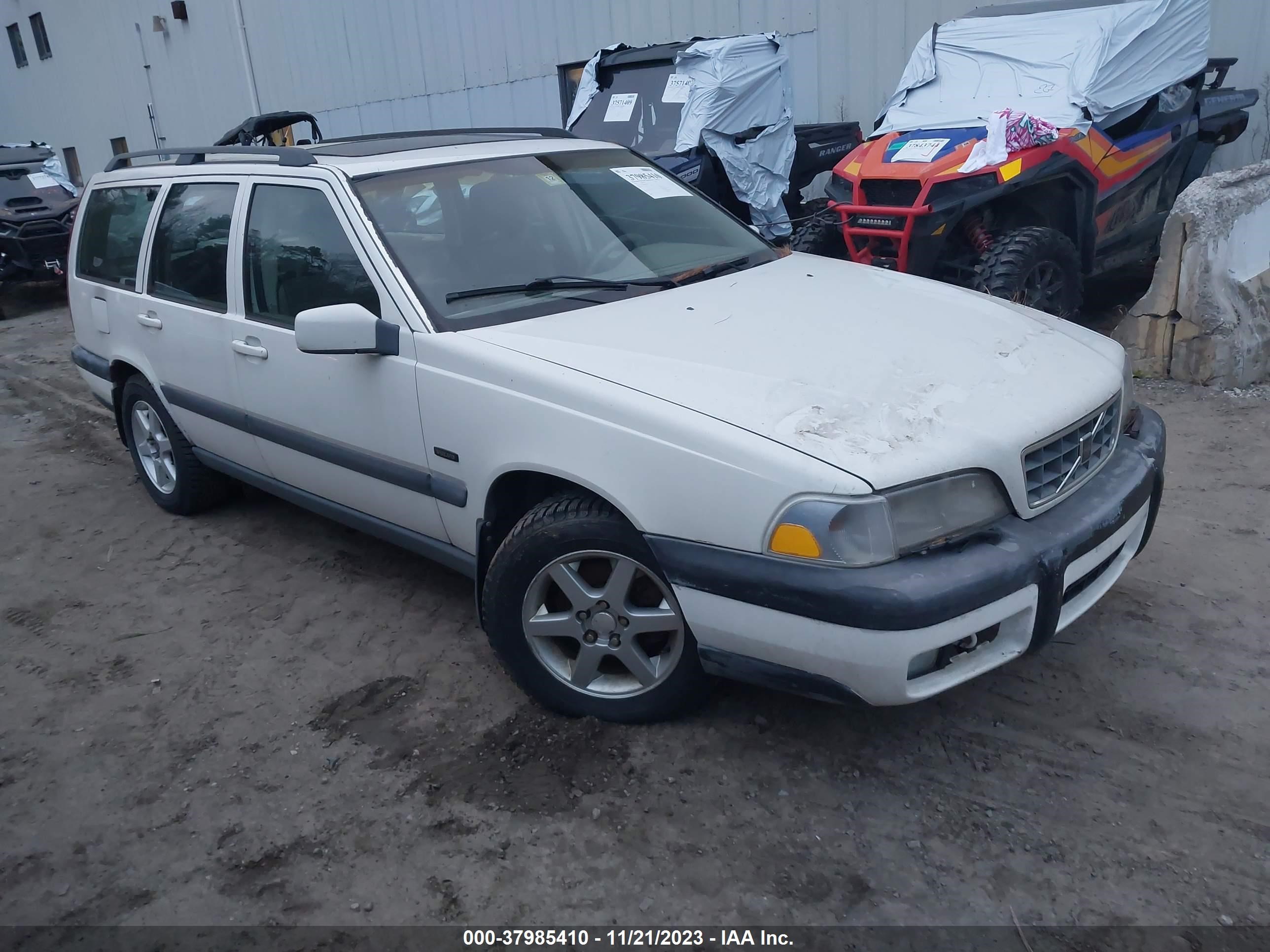 VOLVO V70 1998 yv1lz5640w2520801