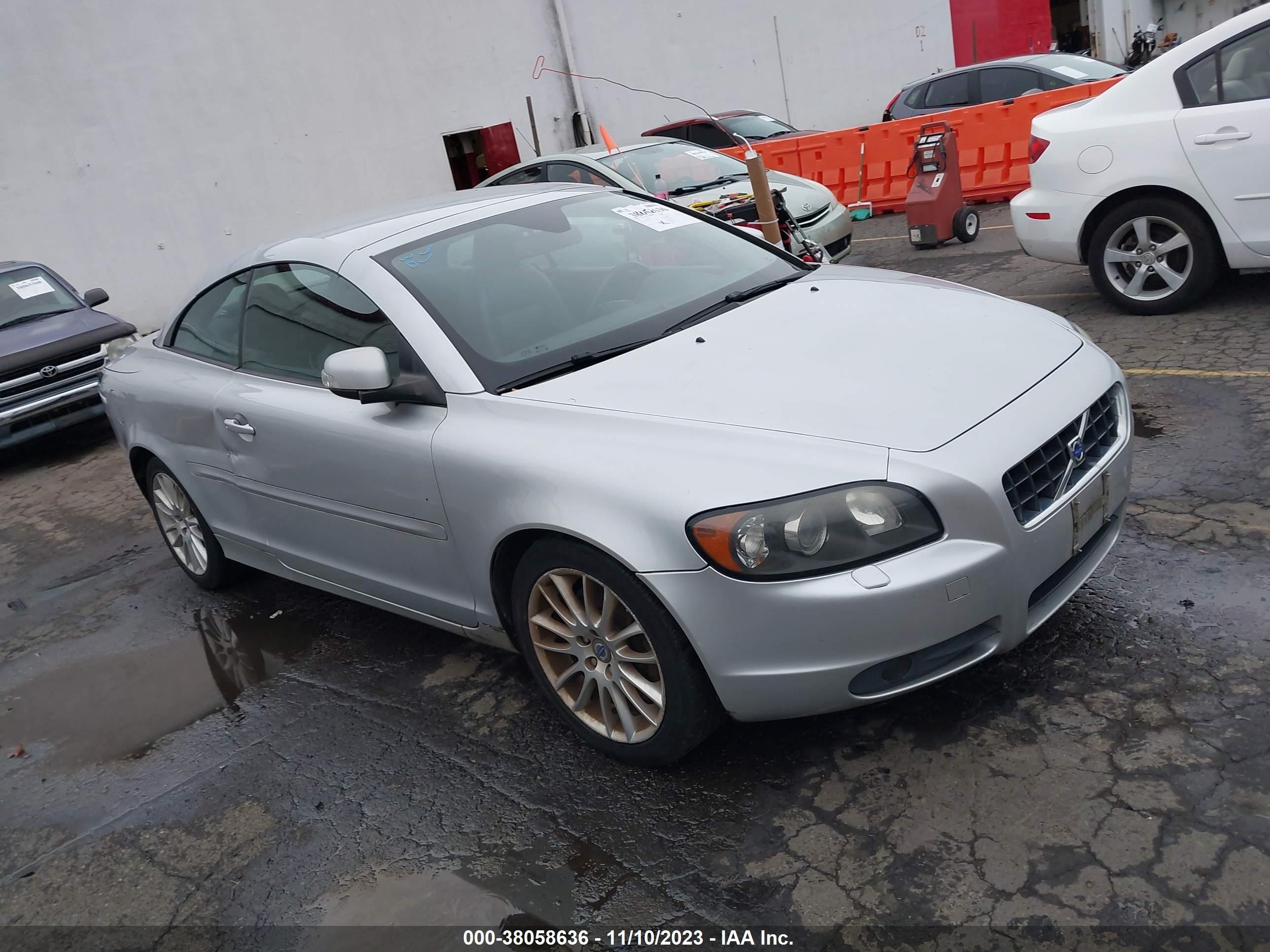 VOLVO C70 2009 yv1mc67249j071433