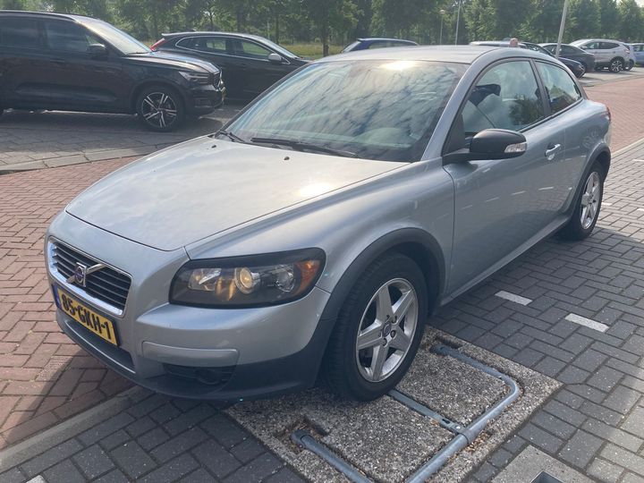 VOLVO C30 2008 yv1mk204292125583