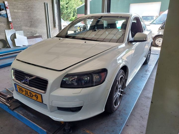 VOLVO C30 2009 yv1mk2142a2170710