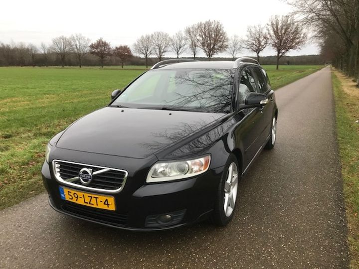 VOLVO C30 2010 yv1mk84e1b2221089