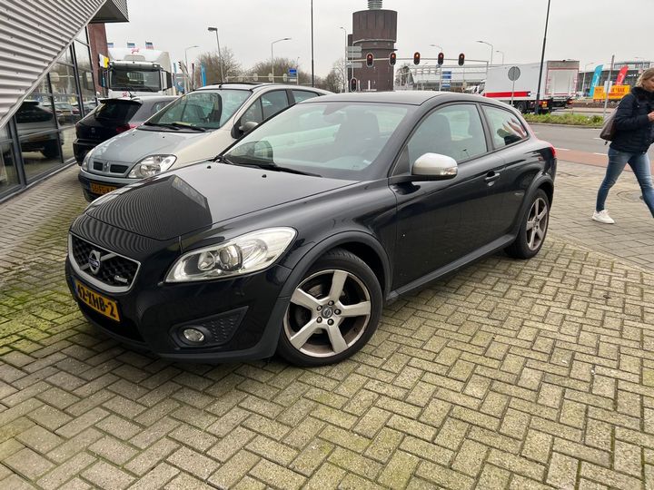 VOLVO C30 2012 yv1mk84f1d2300895