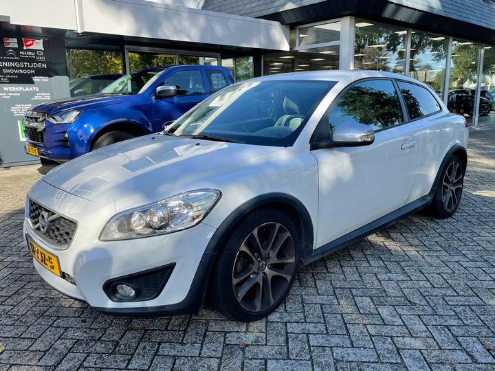 VOLVO C30 2012 yv1mk84f1d2303661