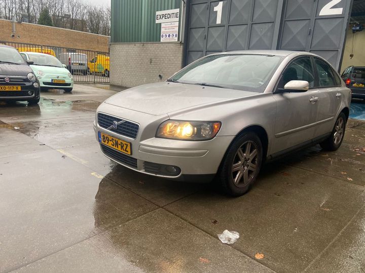 VOLVO S40 2006 yv1ms214262208622