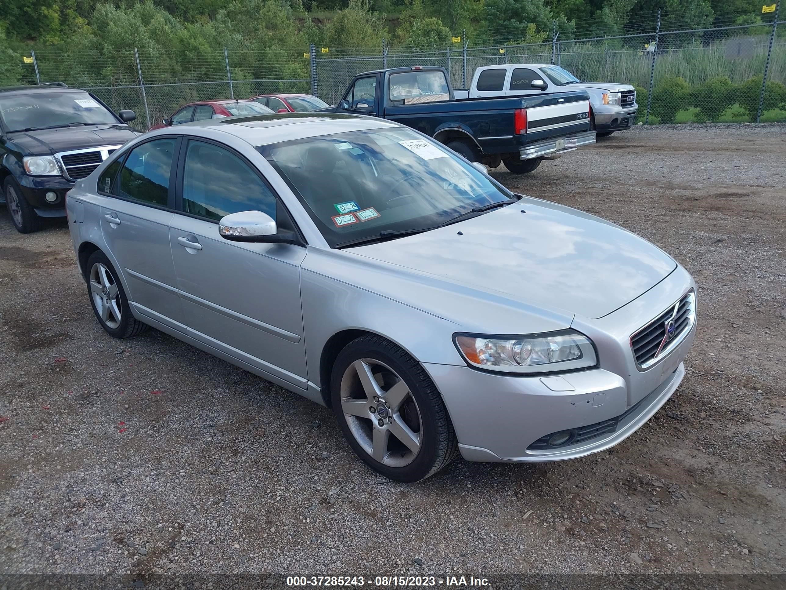 VOLVO S40 2008 yv1ms382282365731