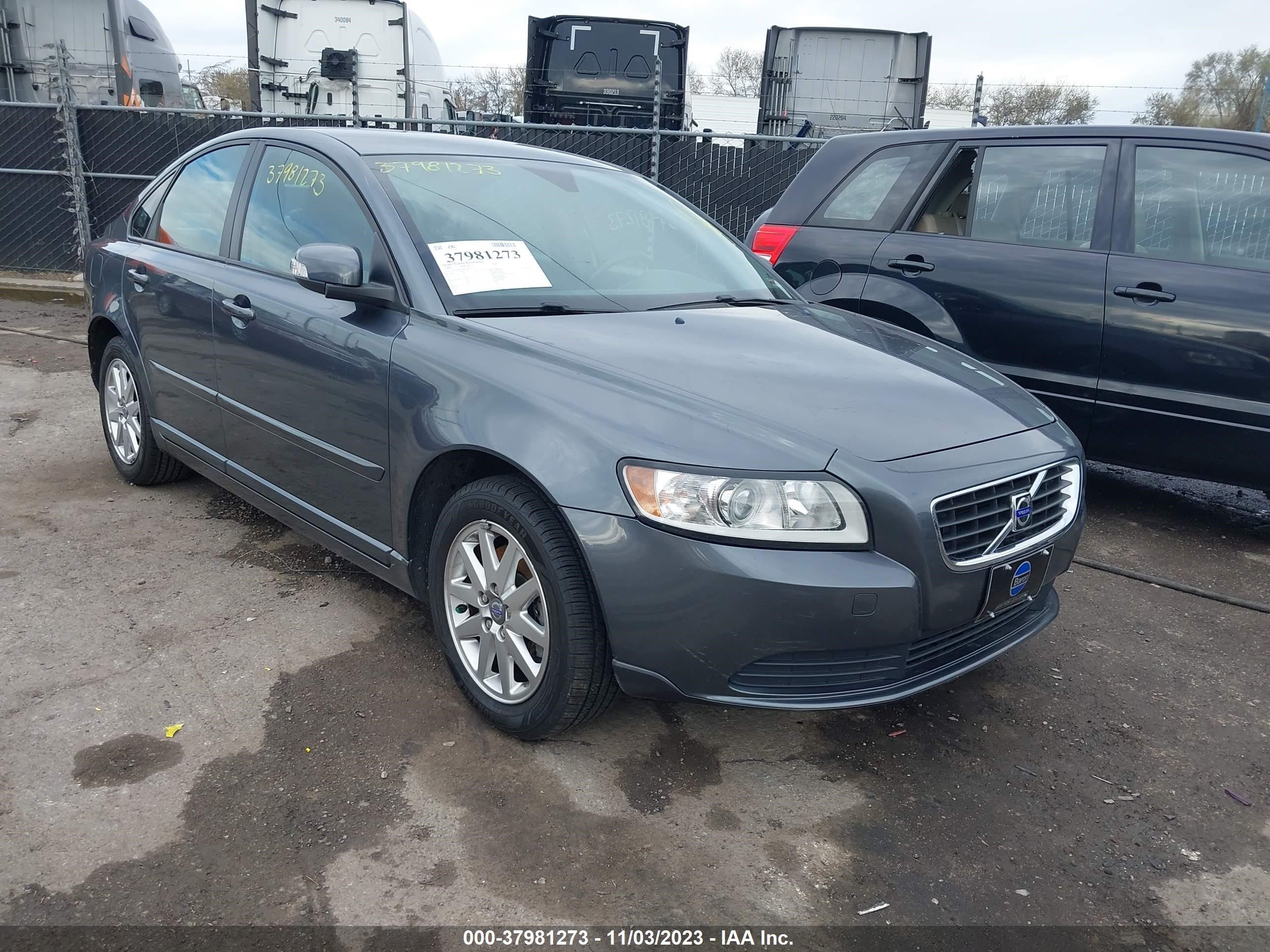 VOLVO S40 2009 yv1ms382492442715