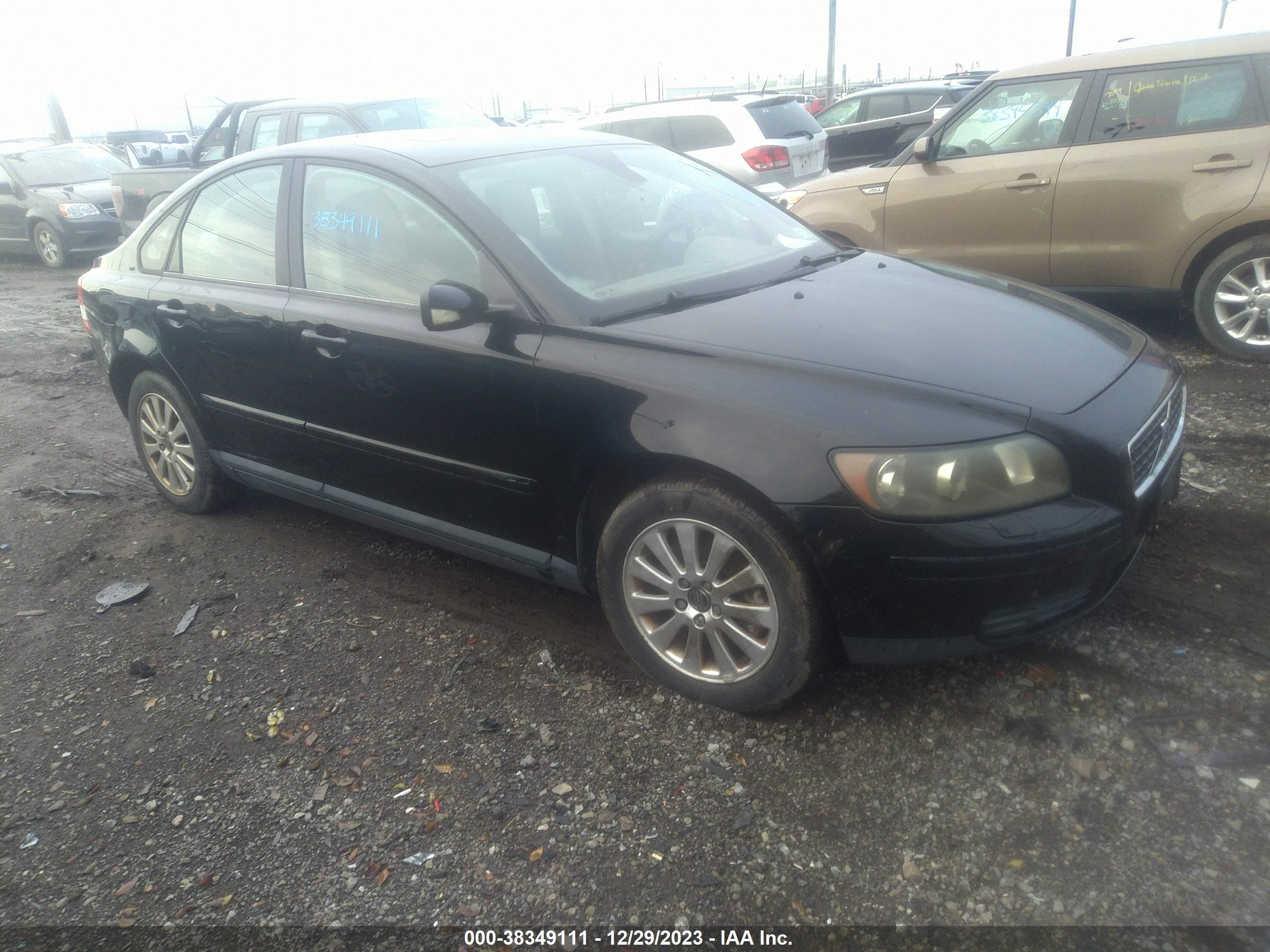 VOLVO S40 2005 yv1ms382652087251