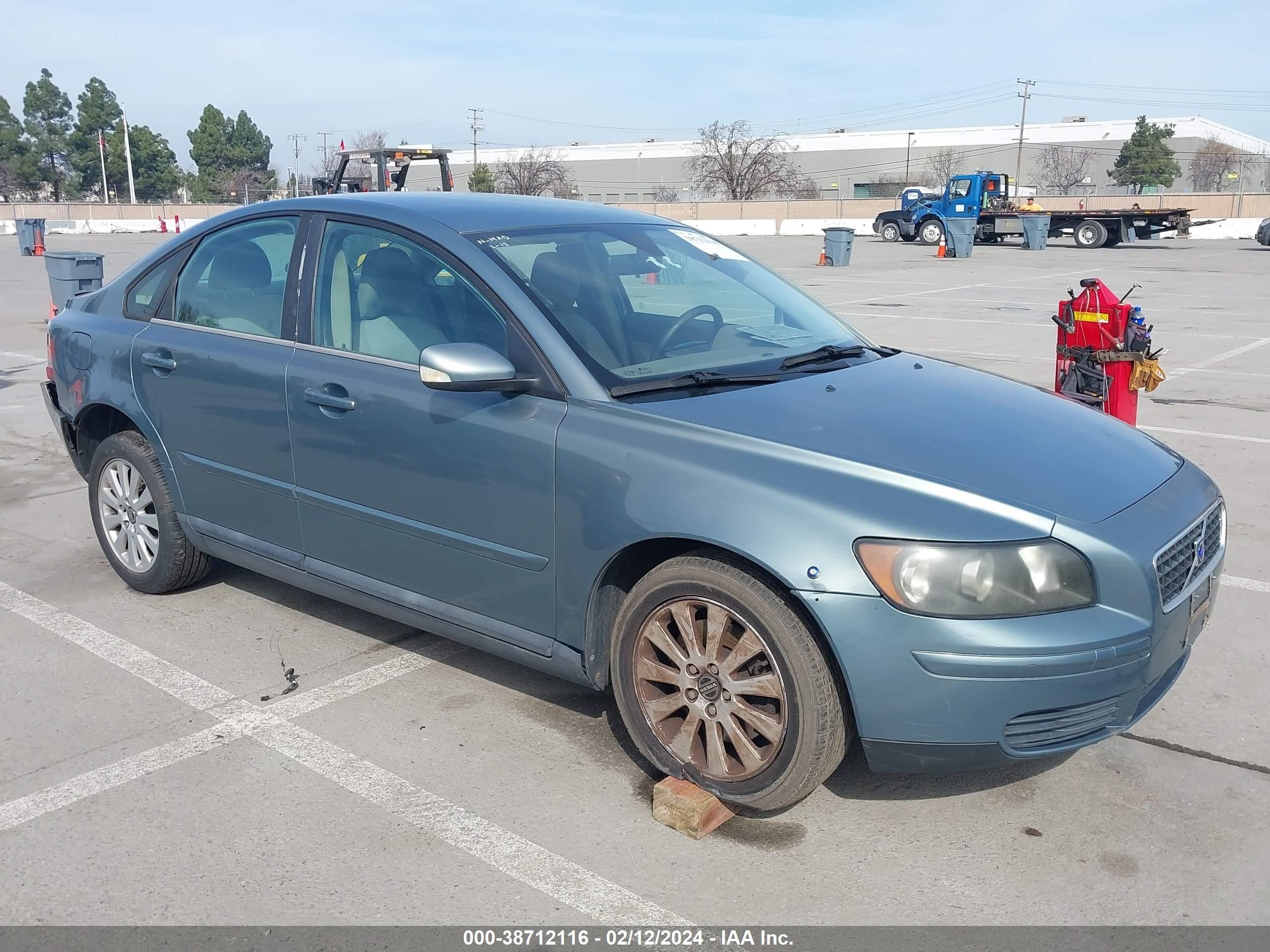 VOLVO S40 2004 yv1ms382742007907