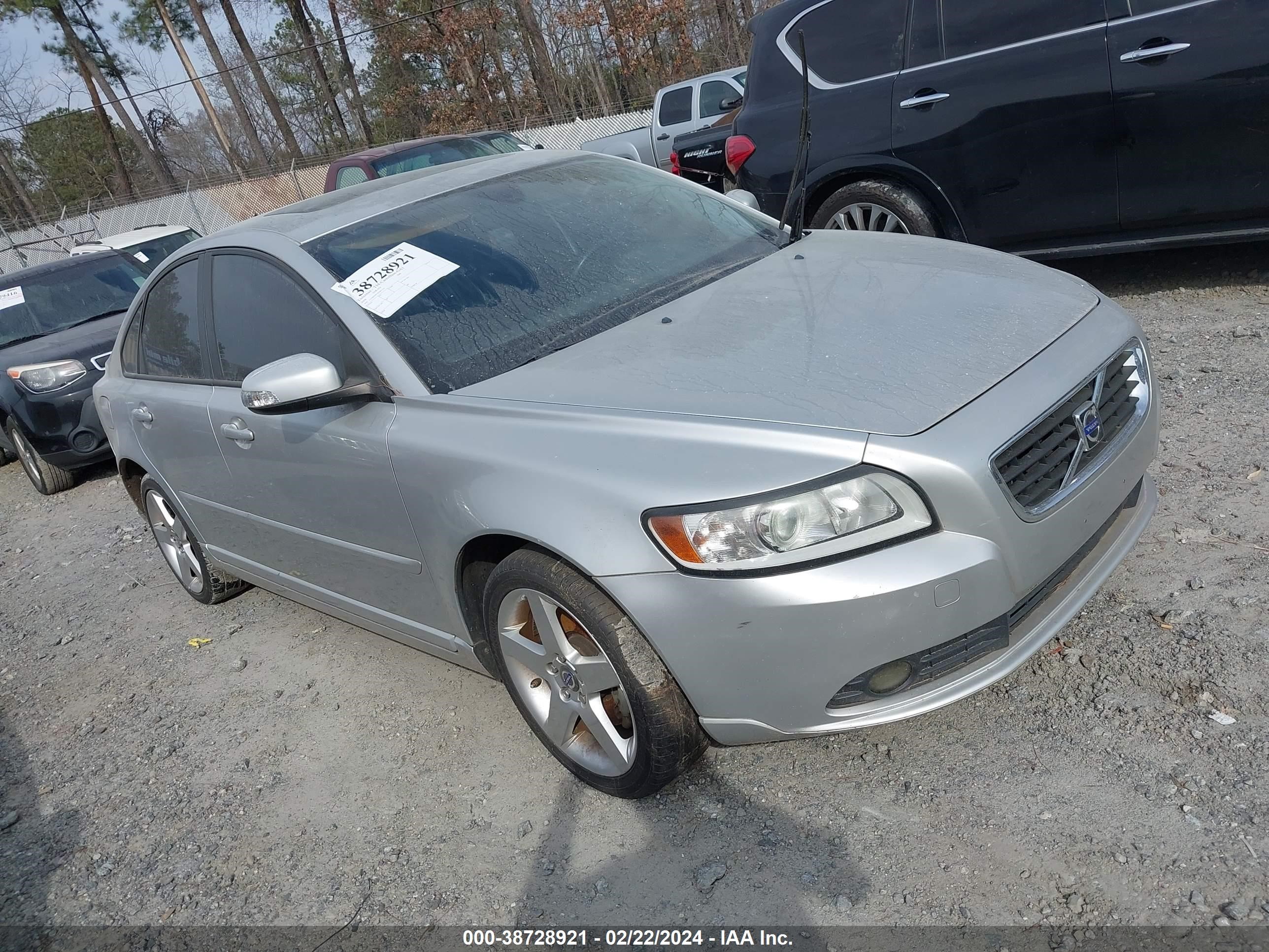 VOLVO S40 2008 yv1ms382782401154