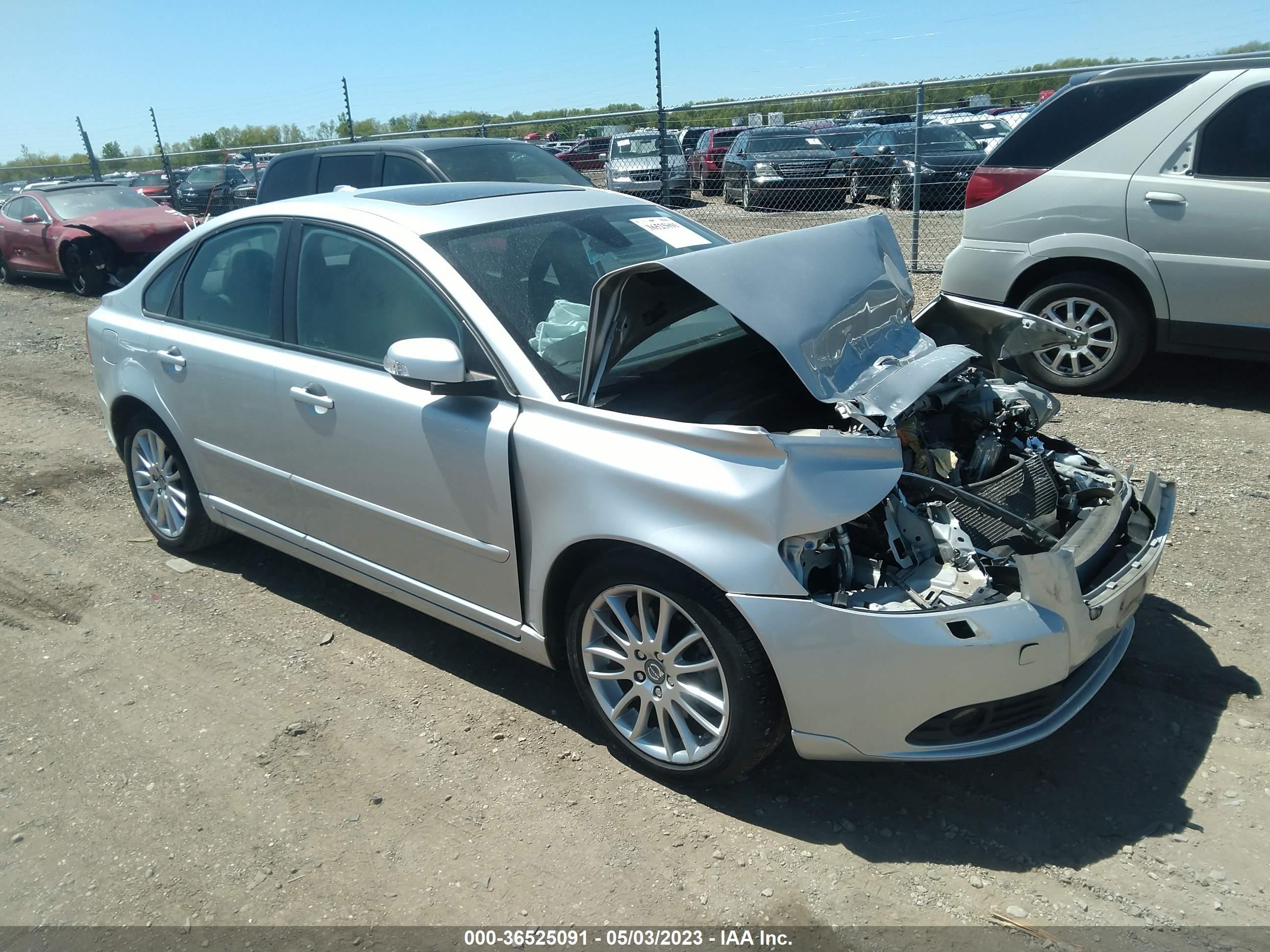 VOLVO S40 2009 yv1ms382892432964