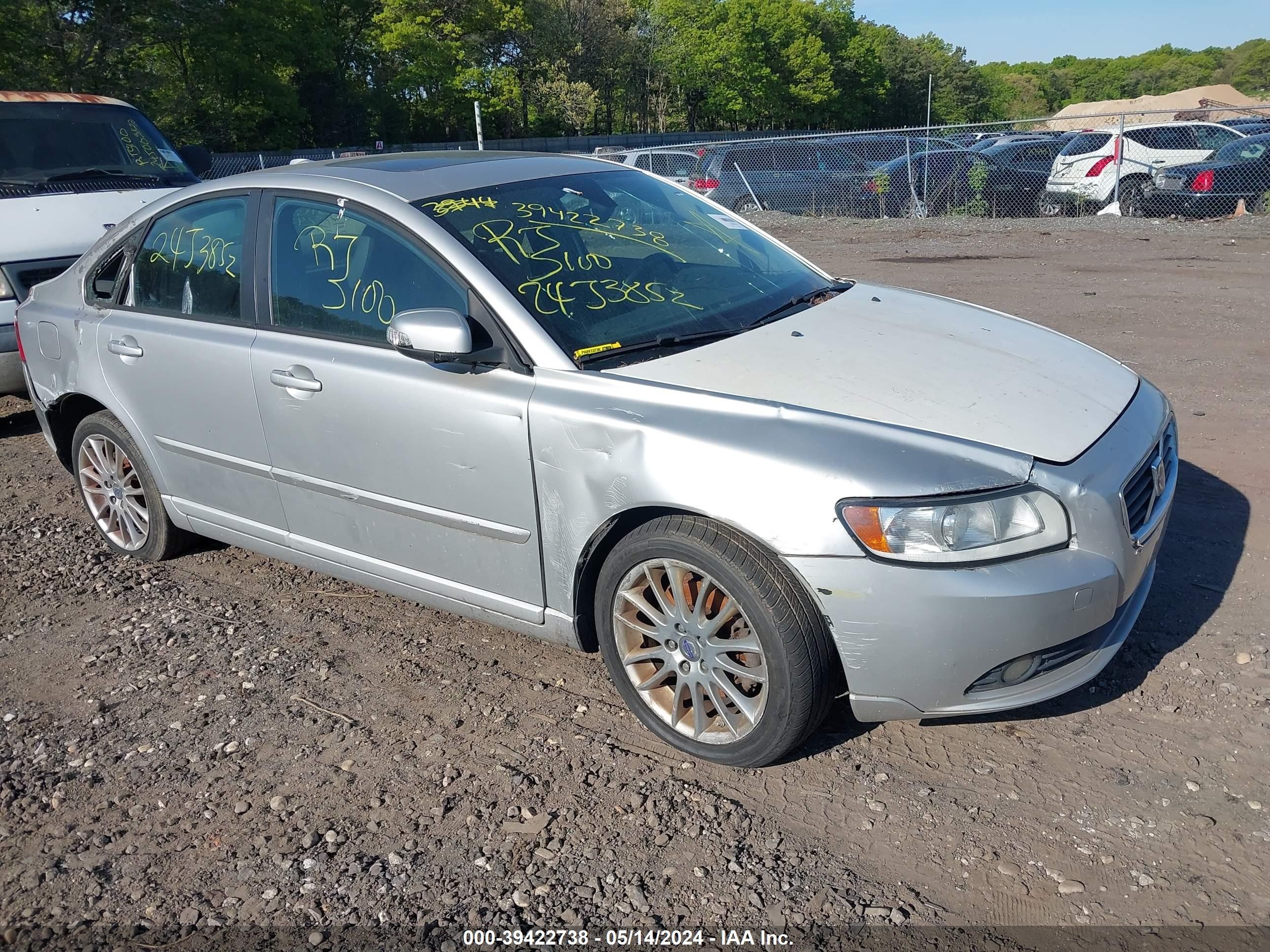 VOLVO S40 2009 yv1ms390392446557