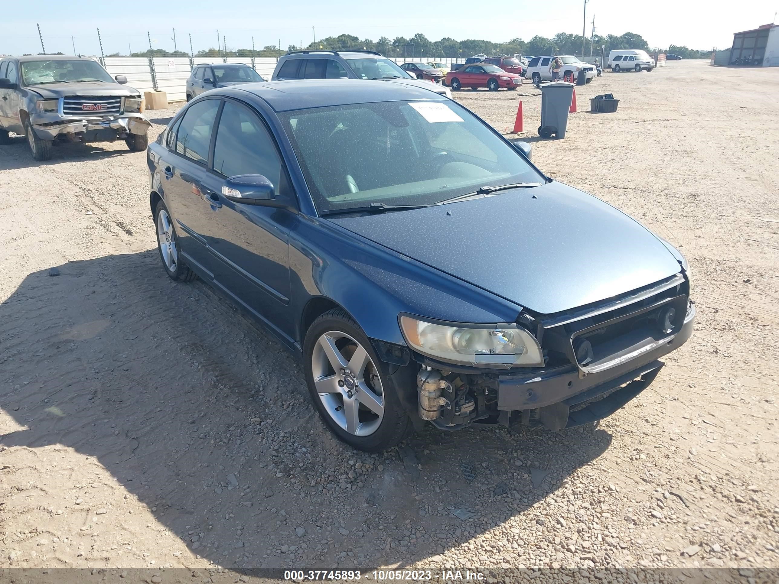 VOLVO S40 2008 yv1ms390682385011