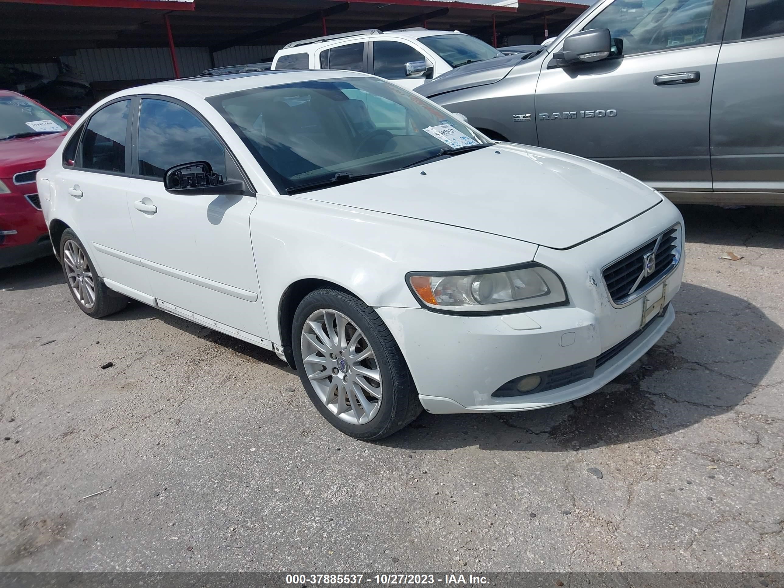 VOLVO S40 2009 yv1ms390692444320